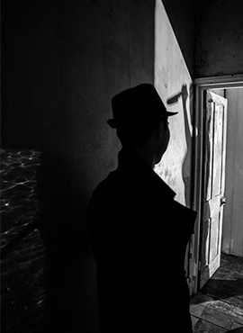 Nulty Noir Story 100W Challenge Lighting Designers IALD