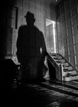 Nulty Noir Story 100W Challenge Lighting Designers IALD
