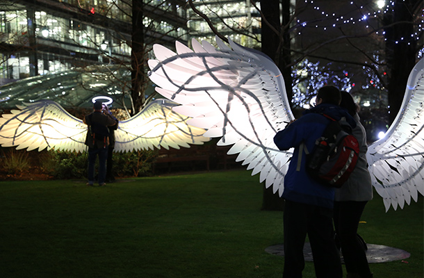 Angels Of Freedom Light Art Installation Winter Lights Canary Wharf 2017